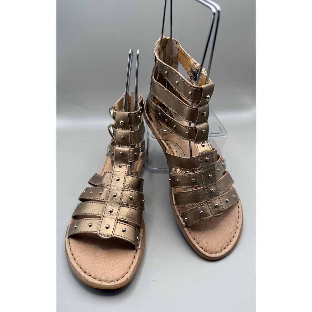 Born B.o.c. Womens 6M Gold Studded Gladiator Sandal Flat Zip Back Comfort